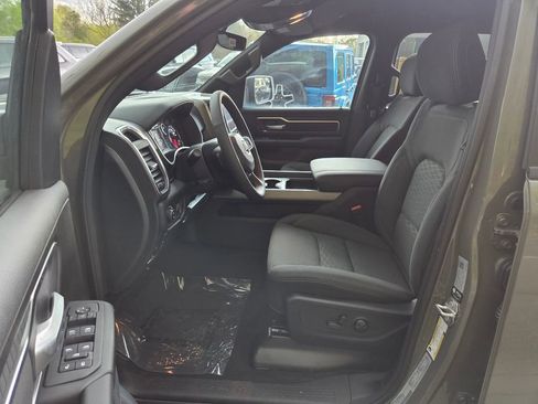 Used 2026 RAM 1500 Big Horn AWD/4WD image 13