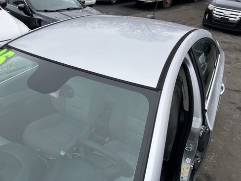 Used 2015 Chevrolet Cruze LT image 12