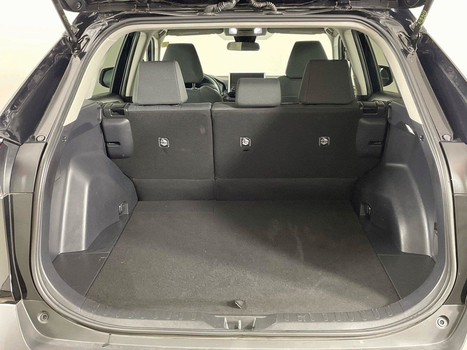 Used 2025 Toyota RAV4 LE AWD/4WD image 23