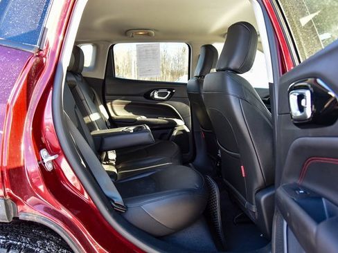 Used 2022 Jeep Compass Trailhawk w/ Trailhawk Convenience Group image 11