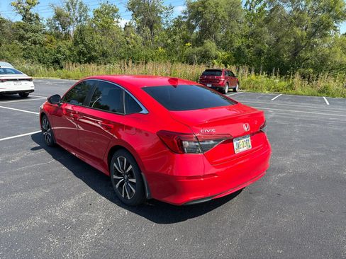 Used 2022 Honda Civic EX image 6