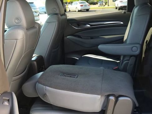 Used 2022 Buick Enclave Essence w/ Experience Buick Package AWD/4WD image 42