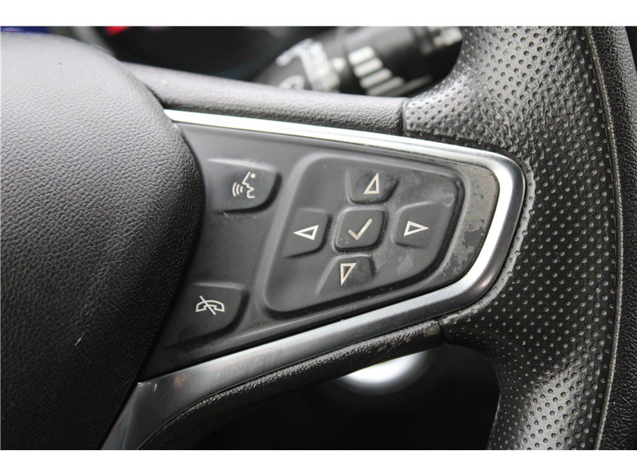 Used 2019 Chevrolet Equinox LT FWD image 19
