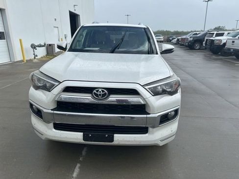 Used 2015 Toyota 4Runner Limited image 8