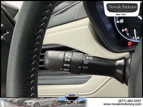 Used 2025 Subaru Forester Premium AWD/4WD image 22