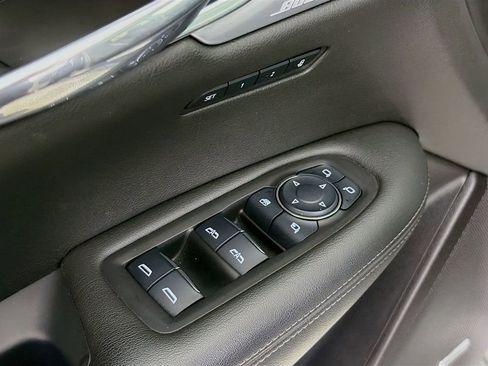 Used 2023 Cadillac XT6 Premium Luxury image 22
