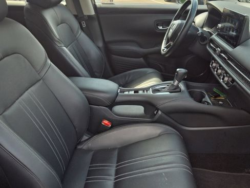 Certified 2023 Honda HR-V EX-L image 2