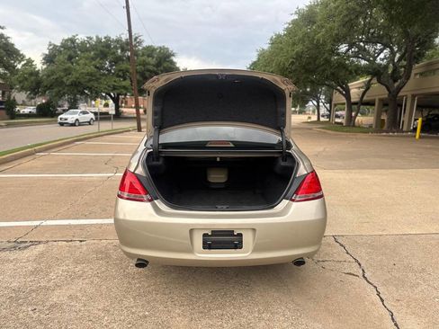 Used 2006 Toyota Avalon XLS FWD image 26