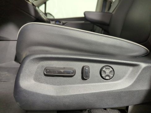 Certified 2025 Honda Odyssey Touring image 26