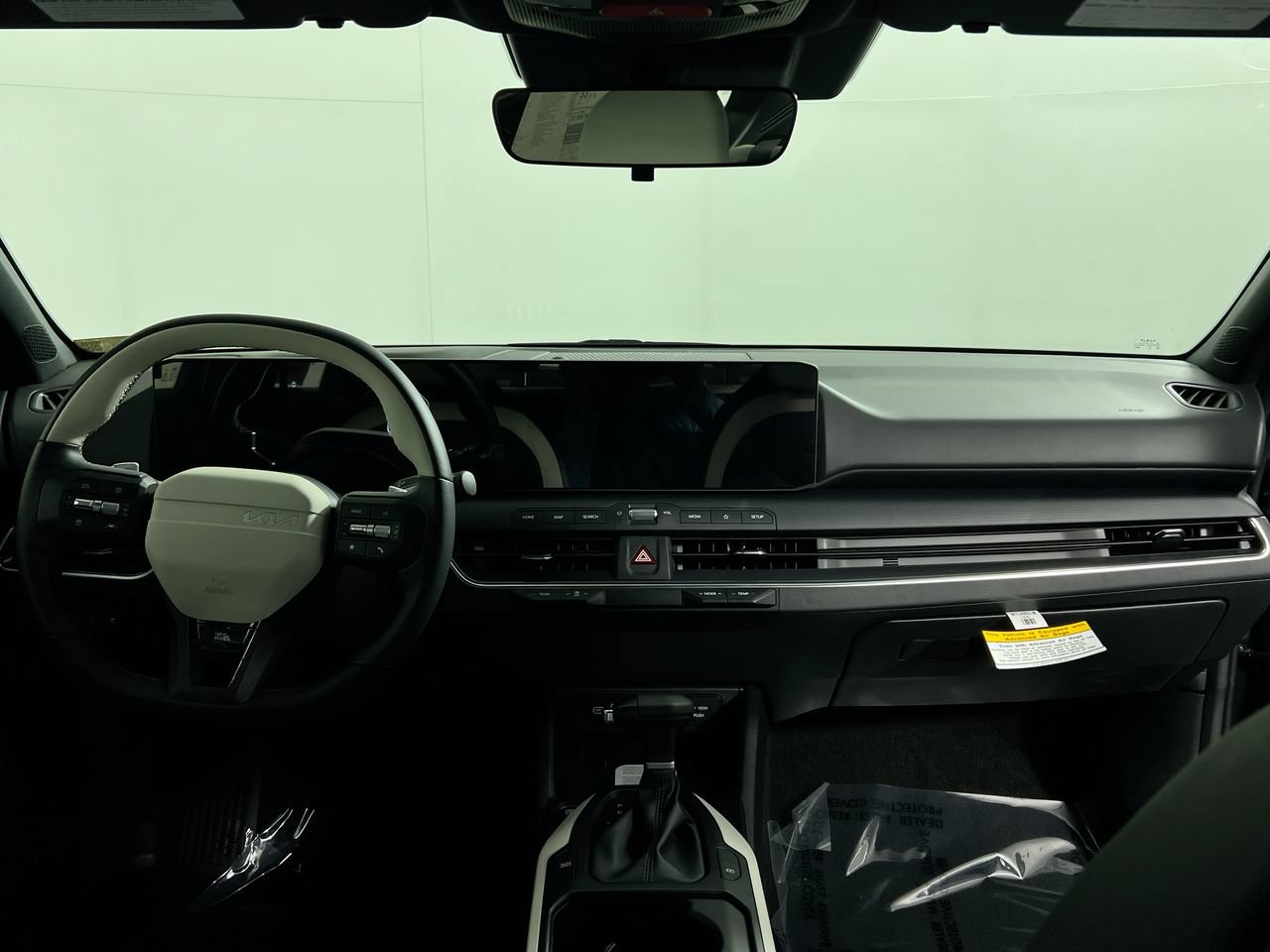 New 2026 Kia K4 GT-Line w/ GT-Line Premium Package FWD image 31