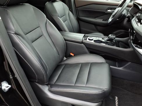 Certified 2023 Nissan Rogue SL w/ SL Premium Package image 19