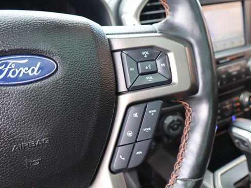 Used 2017 Ford F150 Raptor w/ Equipment Group 802A Luxury AWD/4WD image 21