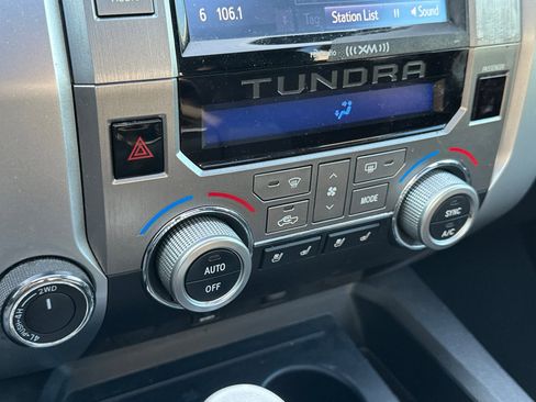 Used 2015 Toyota Tundra Platinum image 30