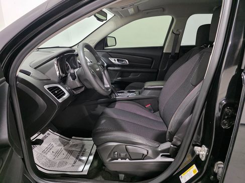 Used 2017 GMC Terrain SLE image 16