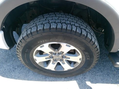 Used 2013 Ford F150 FX4 w/ Mid Equipment Group AWD/4WD image 38
