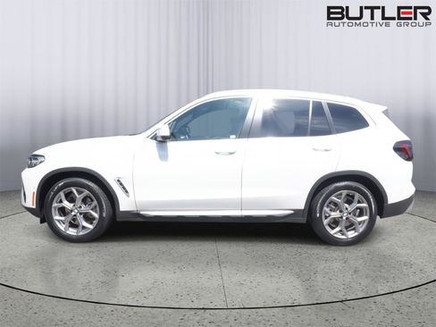 Used 2023 BMW X3 sDrive30i w/ Premium Package RWD image 3