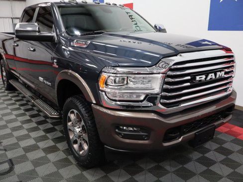 Used 2022 RAM 3500 Limited AWD/4WD image 18