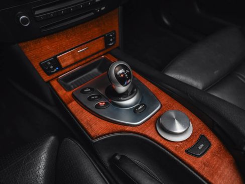 Used 2008 BMW M5 RWD image 53