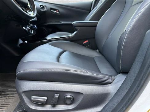 Used 2021 Toyota Prius Prime Limited FWD image 12