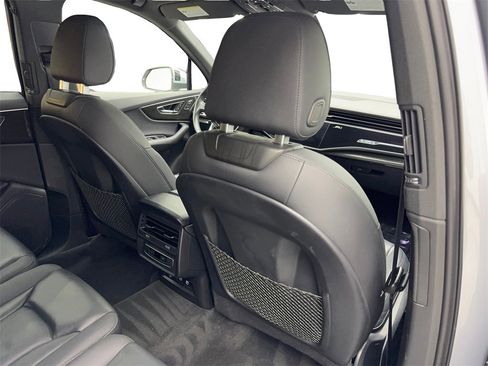 Used 2021 Audi Q7 2.0T Premium w/ Convenience Package image 45