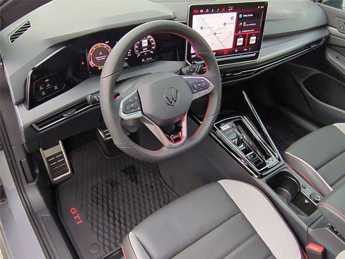 New 2026 Volkswagen GTI SE FWD image 9