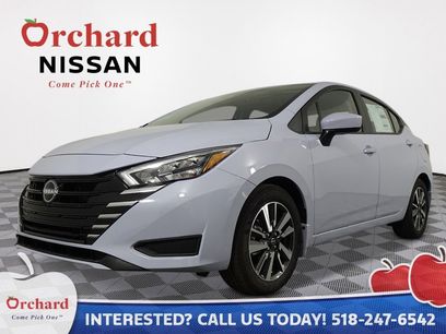 New 2025 Nissan Versa SV w/ Trunk Package