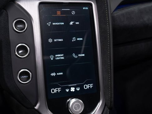 Used 2026 McLaren 750S Spider RWD image 63