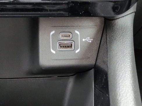 New 2026 Jeep Compass Latitude image 21