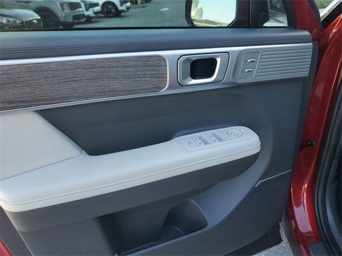 Used 2024 Hyundai Santa Fe Limited image 19