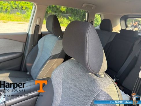 Used 2023 Nissan Rogue SV FWD image 12