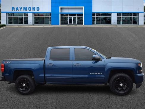Certified 2018 Chevrolet Silverado 1500 LT w/ All Star Edition image 2