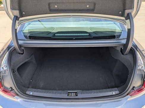 Used 2018 Volvo S90 T8 Inscription w/ Convenience Package AWD/4WD image 6