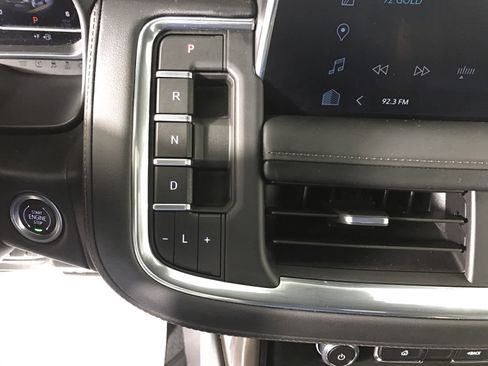 Used 2024 Chevrolet Tahoe High Country image 52