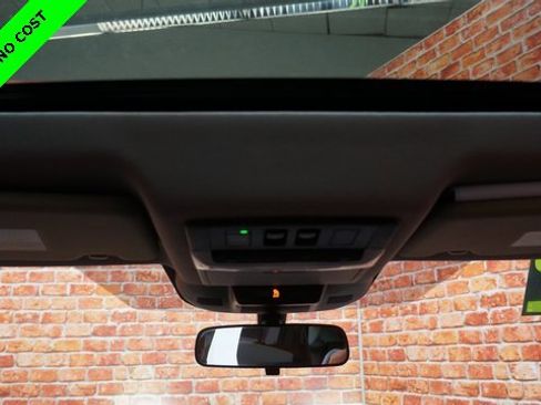 Used 2022 Nissan Rogue SV w/ SV Premium Package image 33