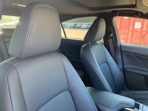 Used 2025 Lexus IS 350 F Sport w/ Navigation Package AWD/4WD image 19