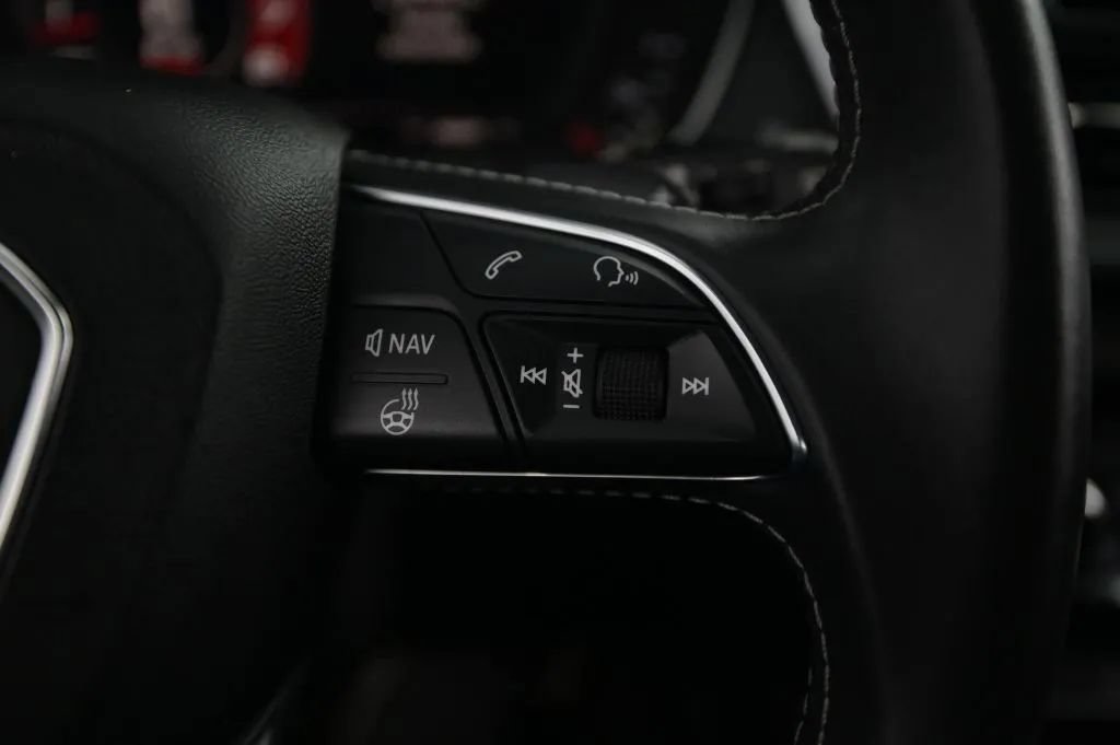 Used 2019 Audi SQ5 Premium Plus w/ Premium Plus Package AWD/4WD image 23