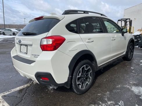 Used 2017 Subaru Crosstrek 2.0i Premium image 5