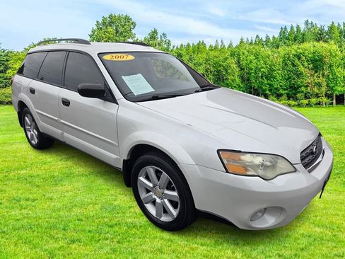 Used 2007 Subaru Outback 2.5i AWD/4WD image 2