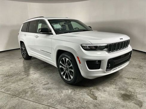 Used 2022 Jeep Grand Cherokee L Overland image 2