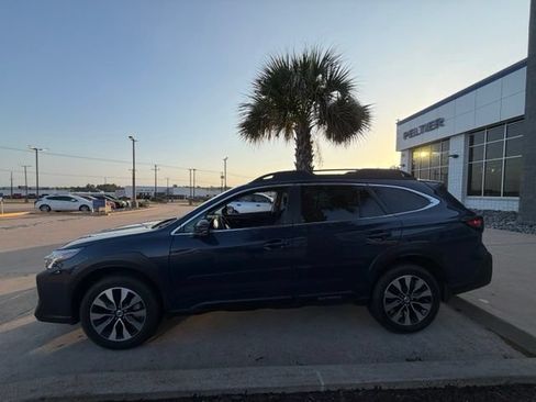 Used 2024 Subaru Outback Limited w/ Popular Package #2 AWD/4WD image 8