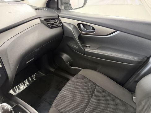 Used 2021 Nissan Rogue Sport S AWD/4WD image 22