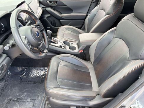 Used 2024 Subaru Crosstrek 2.5i Limited w/ Crosstrek Mirror Package image 5