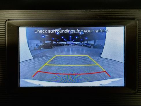 Used 2020 Hyundai Elantra SE w/ Cargo Package (C1) FWD image 17