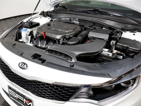 Used 2017 Kia Optima LX image 19
