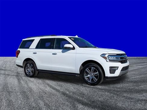 Certified 2024 Ford Expedition Limited RWD image 2