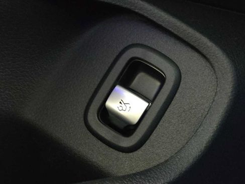 Used 2024 Mercedes-Benz CLA 35 AMG 4MATIC image 35