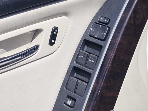 Used 2010 MAZDA CX-9 Grand Touring w/ Moonroof & Bose Audio Pkg FWD image 18
