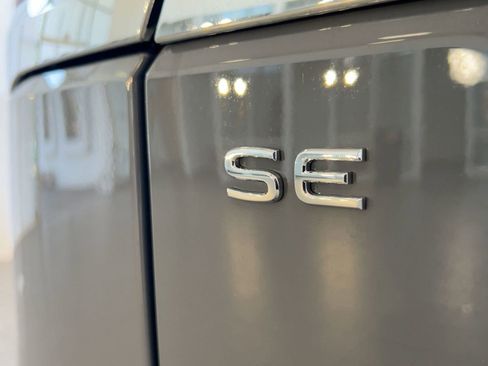 New 2026 Volkswagen Atlas SE image 37