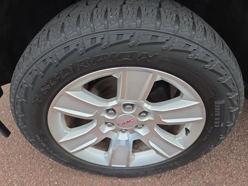 Used 2014 GMC Sierra 1500 SLE w/ SLE Preferred Package image 12