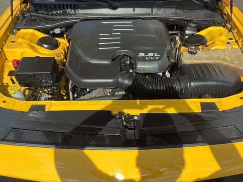 Used 2017 Dodge Challenger GT image 23